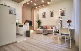 F4 Design Apartment- Budapest